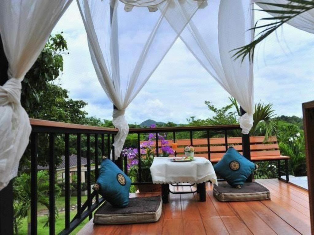 Dusit Talai Resort Mu Si Luaran gambar
