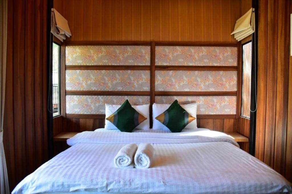 Dusit Talai Resort Mu Si Luaran gambar