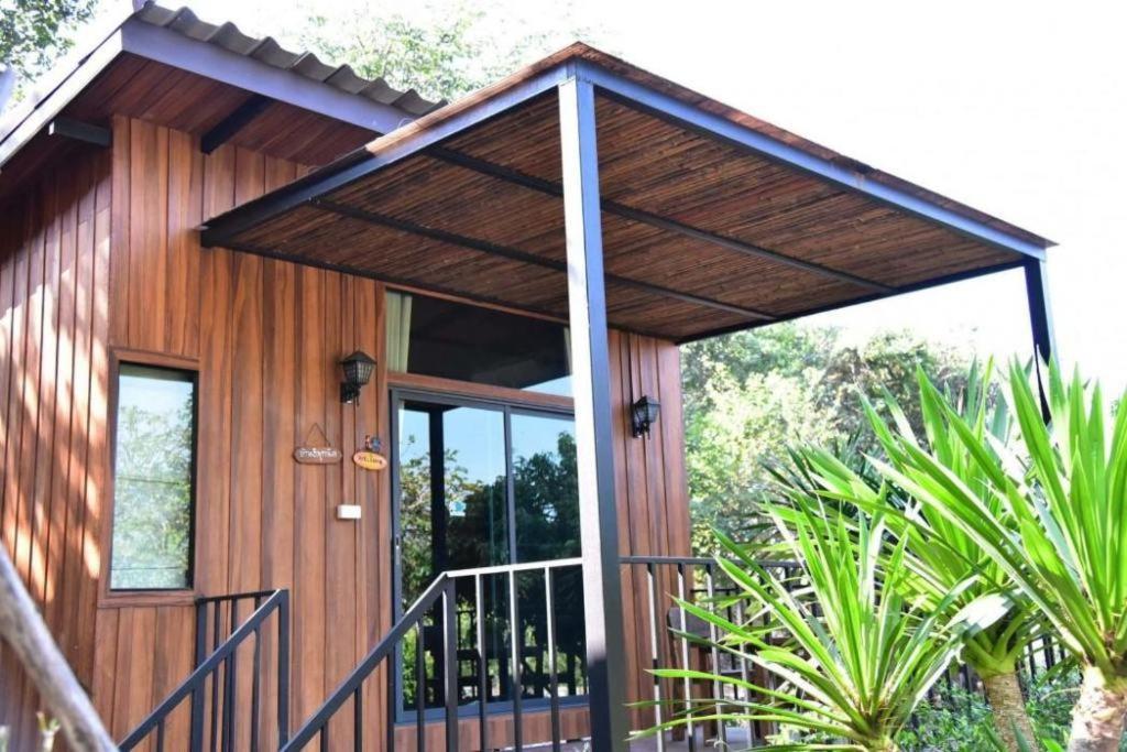 Dusit Talai Resort Mu Si Luaran gambar