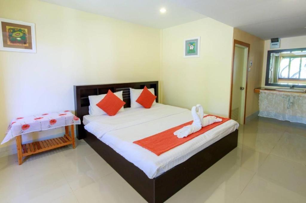 Dusit Talai Resort Mu Si Luaran gambar