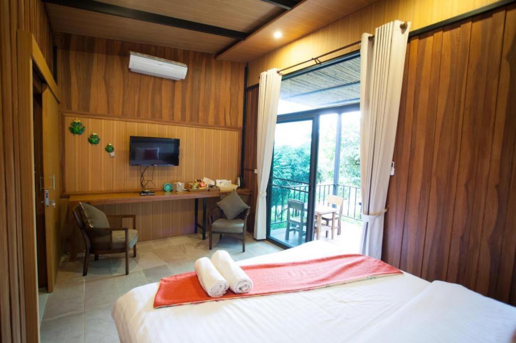 Dusit Talai Resort Mu Si Luaran gambar